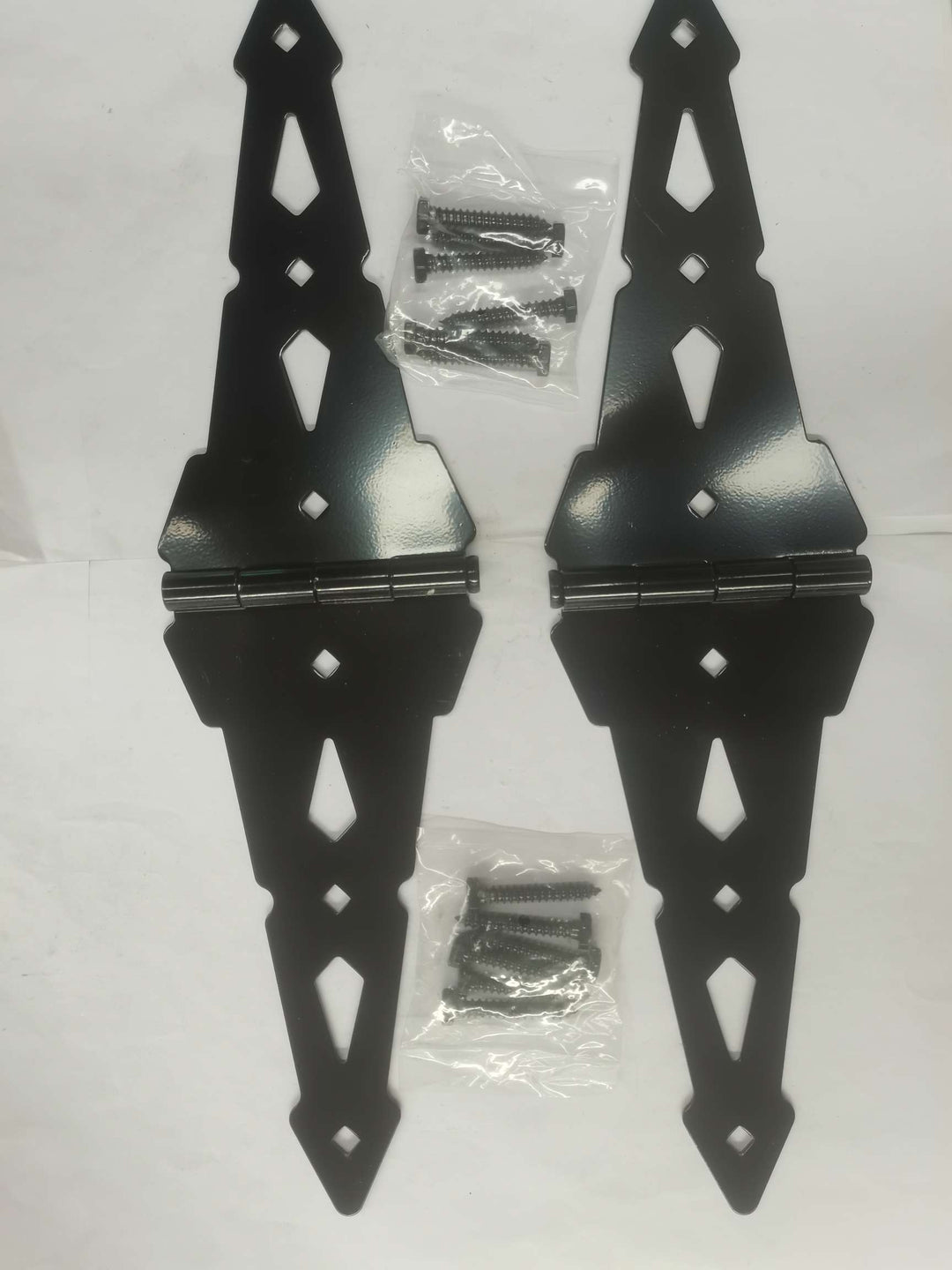 Strap Hinges